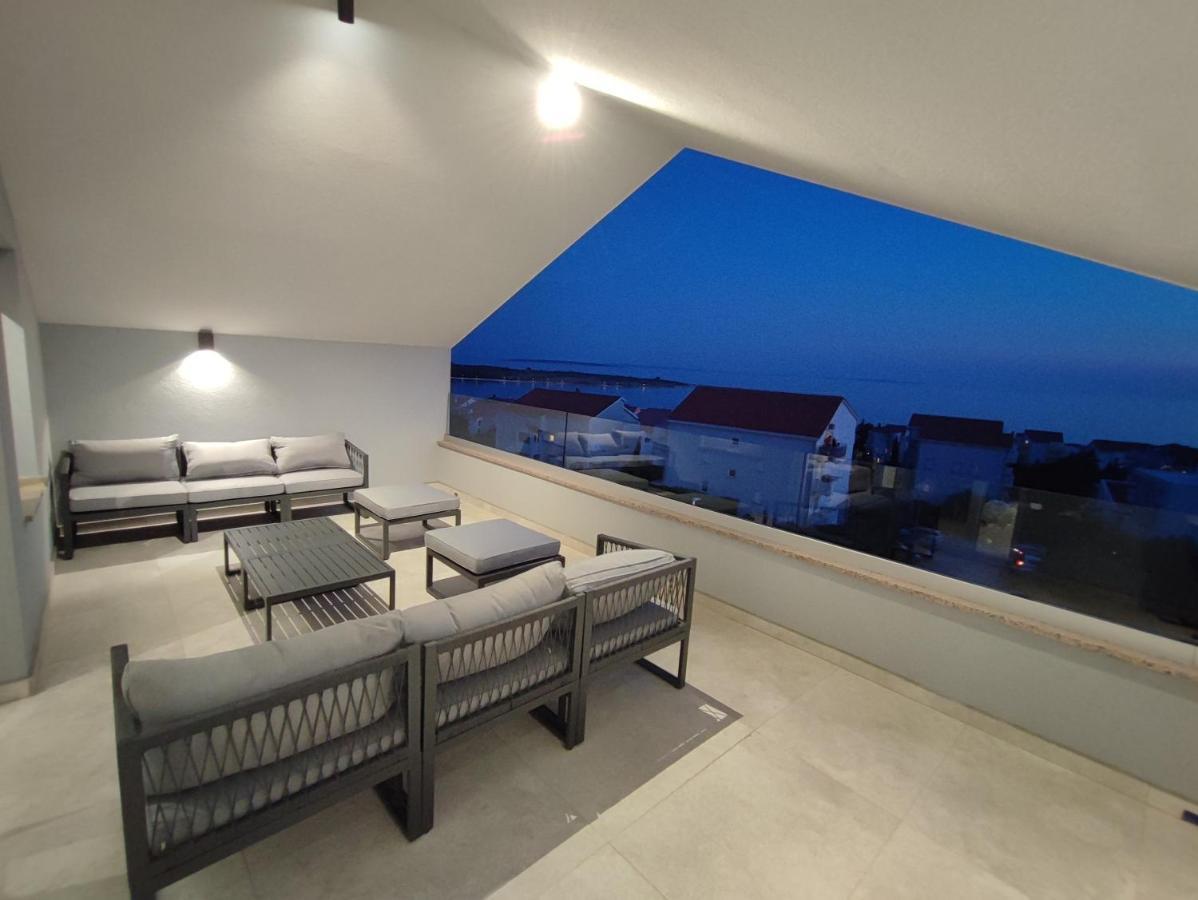 Dali Ii Apartament Novalja