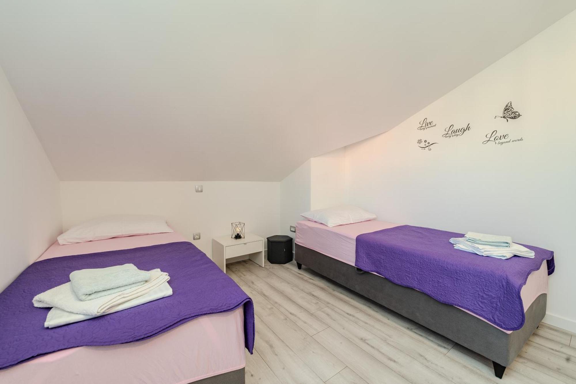 Dali Ii Apartament