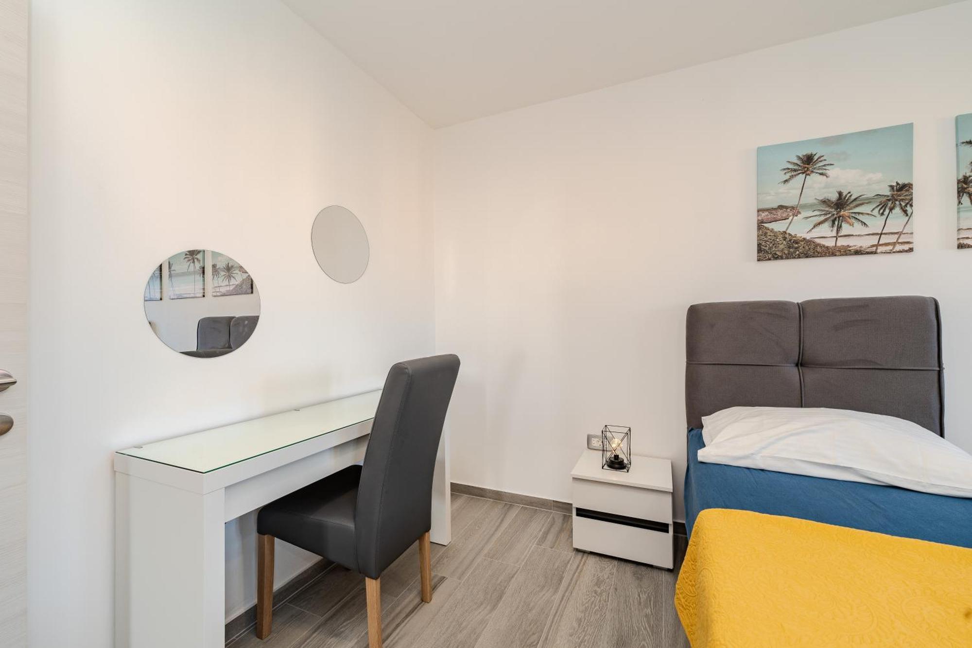 Apartament Dali Ii *